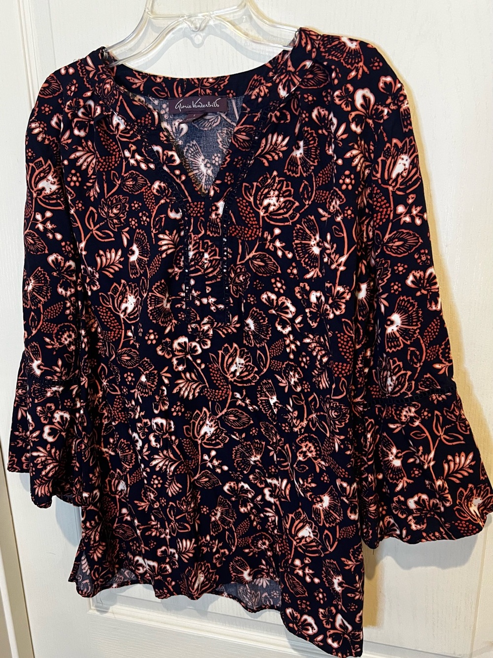 Gloria Vanderbilt Black and Coral Floral V-Neck Blouse